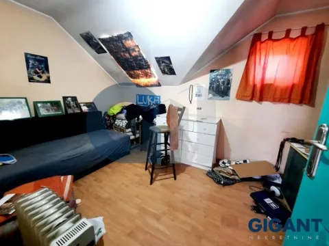 Sale, house, 355m², Surčin (mesto), Surčin - image 11