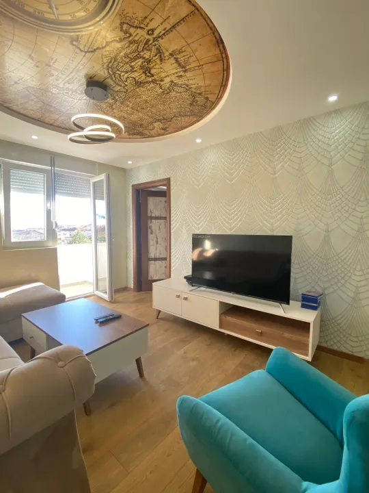 Izdavanje, jednosoban stan, 54m², Budva, Crna Gora