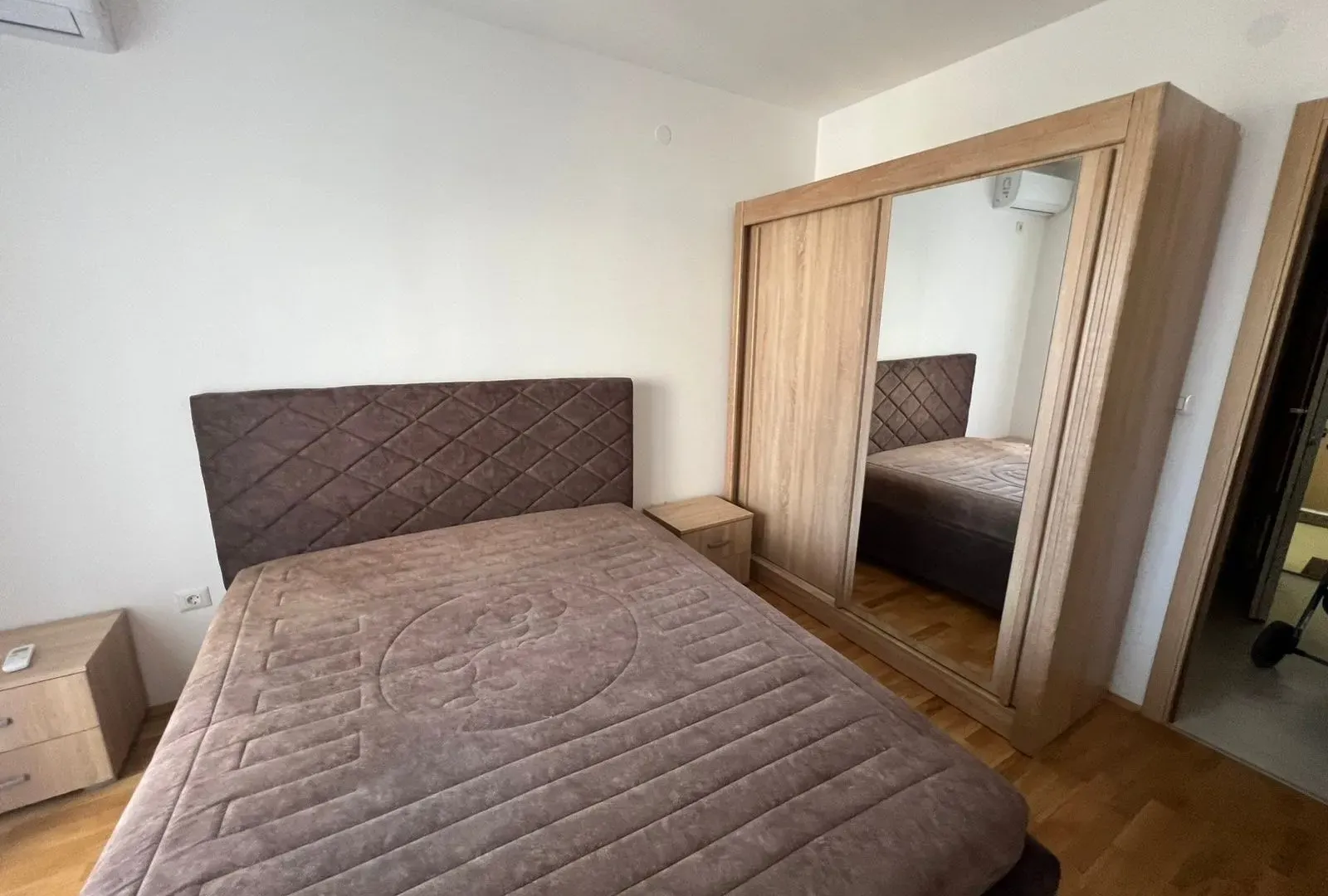 Rent, one bedroom apartment, 52m², Stari Aerodrom, Podgorica
