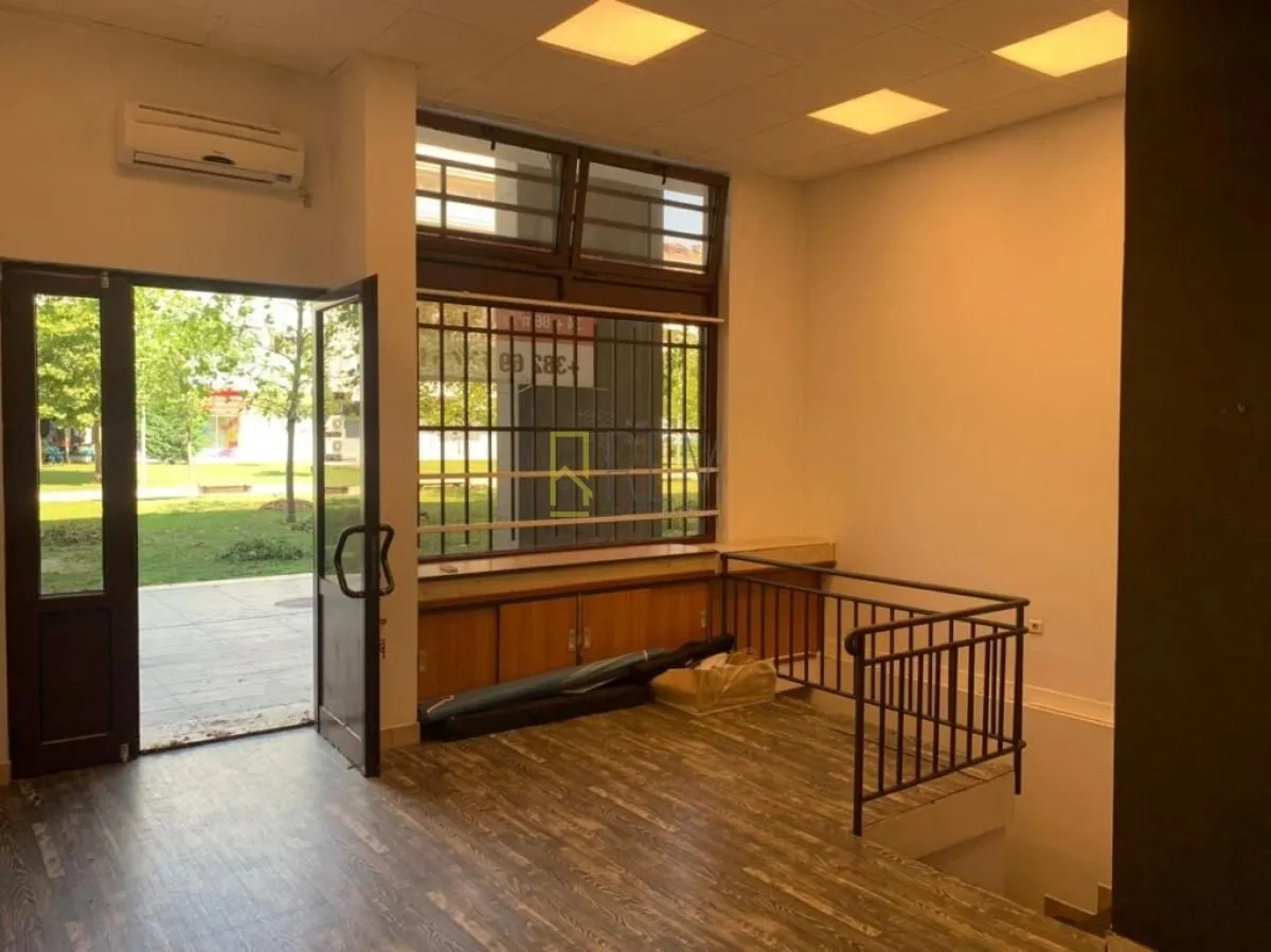 Rent, office space, 120m², Preko Morače, Podgorica