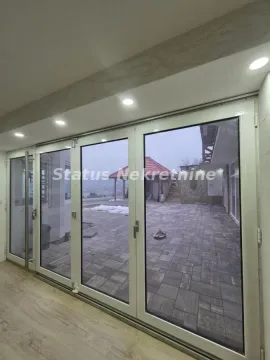 Izdavanje, kuća, 200m², Petrovaradin, Novi Sad - image 14