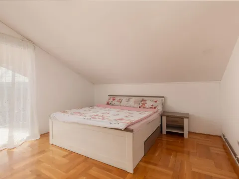 Prodaja, stan, 106m², Tivat, Crna Gora - image 5