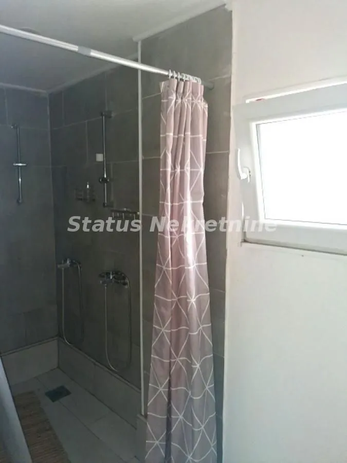 Rent, office space, 300m², Novo naselje, Novi Sad