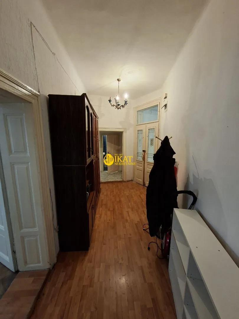 Izdavanje, dvosoban stan, 80m², Cvetni Trg, Vračar Sve Podlokacije