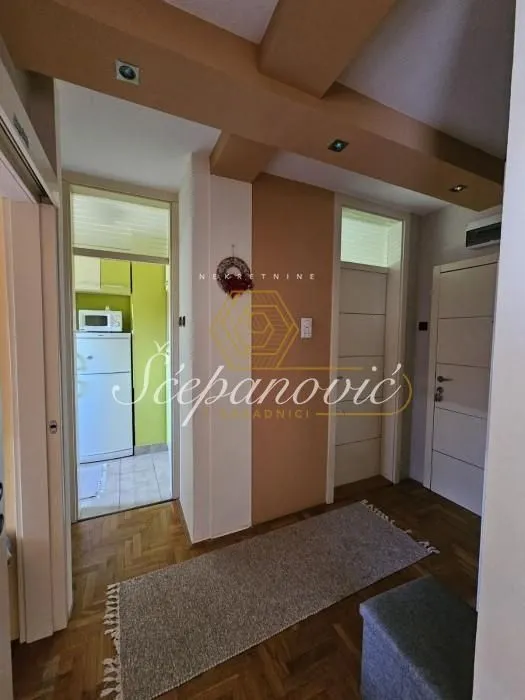 Prodaja, stan, 39m², Šarengrad, Novi Sad Sve Podlokacije
