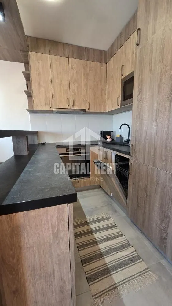 Izdavanje, dvosoban stan, 47m², Ledine, Beograd