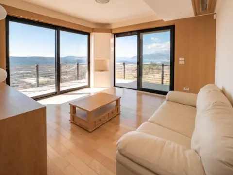 Rent, house, 300m², Dub, Kotor - image 9
