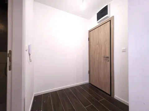 Prodaja, garsonjera, 48m², Tološi, Podgorica - image 5