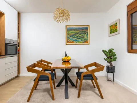 Izdavanje, jednosoban stan, 32m², Dobrota, Kotor - image 3