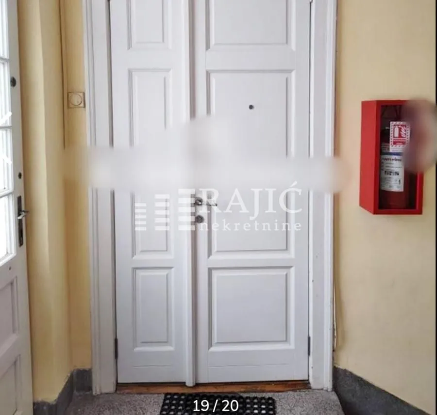 Rent, three bedroom apartment, 100m², Savski Venac, Beograd