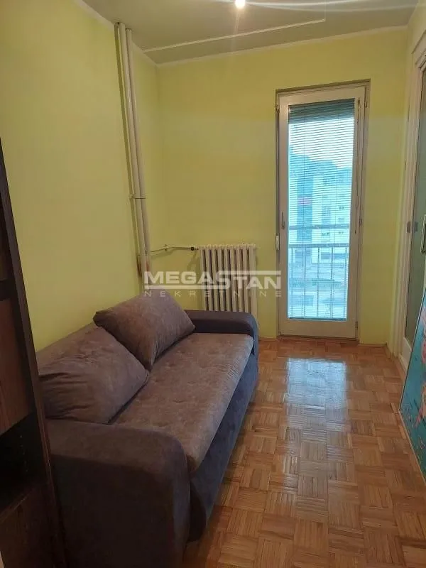 Izdavanje, dvosoban stan, 71m², Novi Beograd Blok 61, Novi Beograd Sve Podlokacije