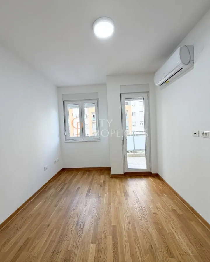 Izdavanje, stan, 64m², City Kej, Podgorica
