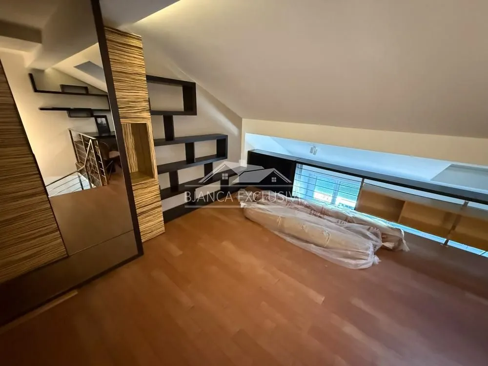 Prodaja, trosoban stan, 165m², Novi Beograd Sve Podlokacije, Beograd