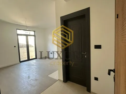 Izdavanje, garsonjera, 24m², Zagorič, Podgorica - image 6