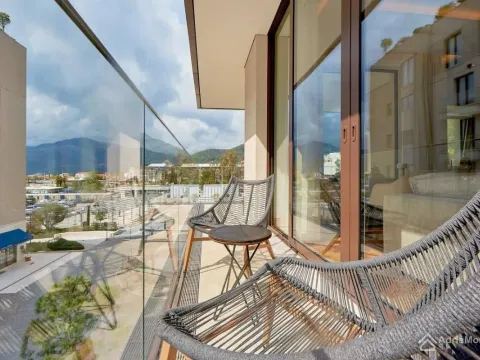 Prodaja, dvosoban stan, 160m², Porto Montenegro, Tivat - image 12