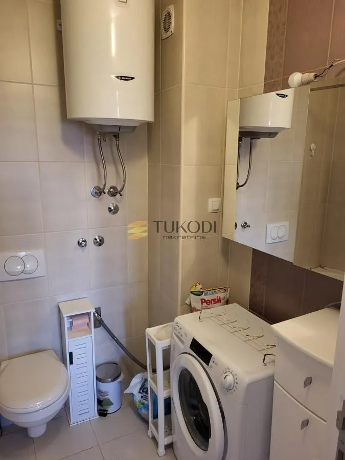 Rent, four bedroom apartment, 99m², Novi Beograd Blok 61, Novi Beograd Sve Podlokacije