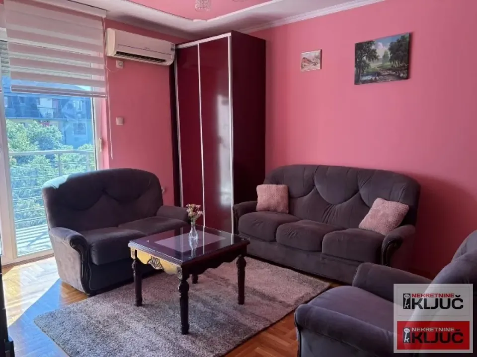 Rent, one bedroom apartment, 43m², Grbavica, Novi Sad Sve Podlokacije