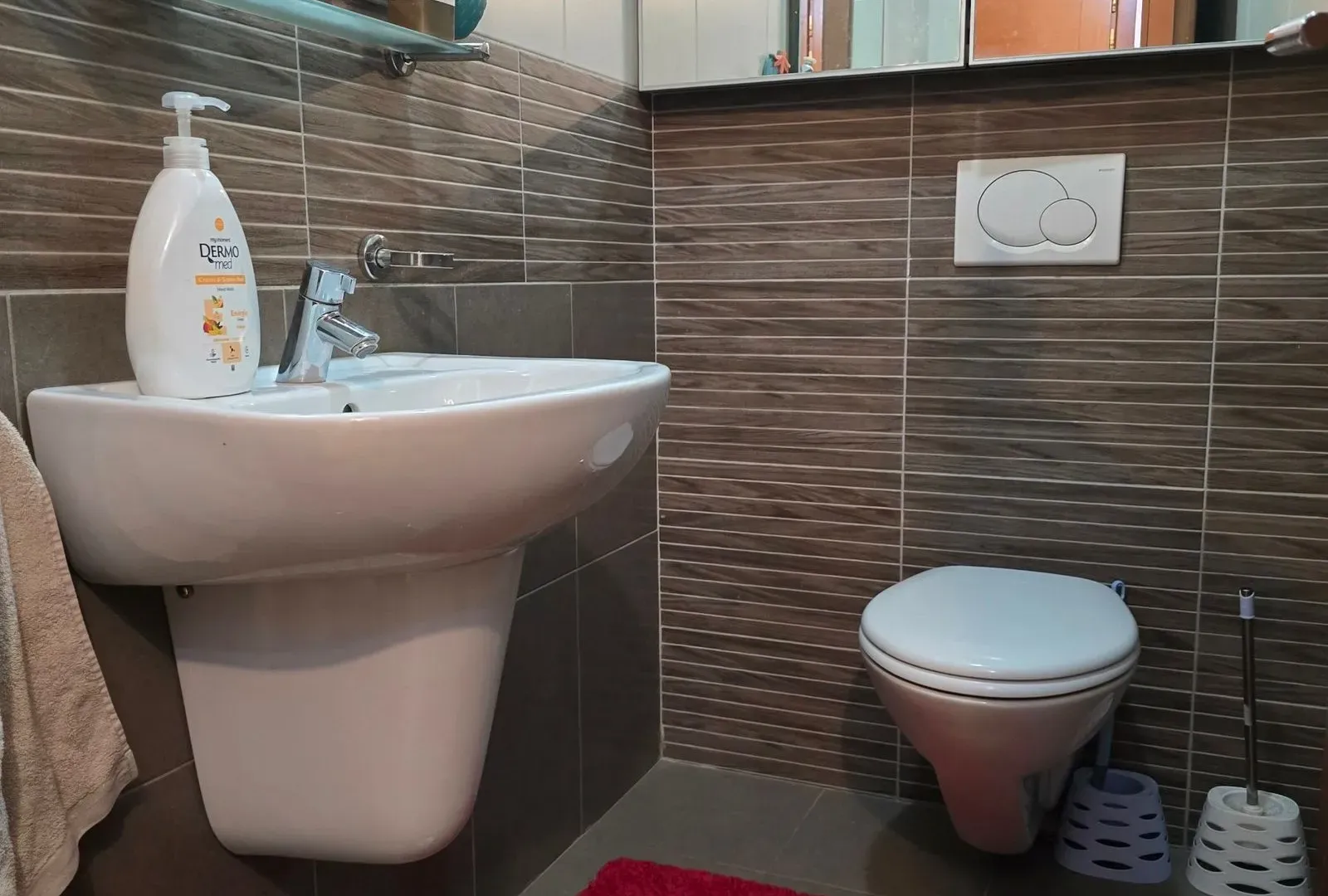 Prodaja, trosoban stan, 120m², Tološi, Podgorica