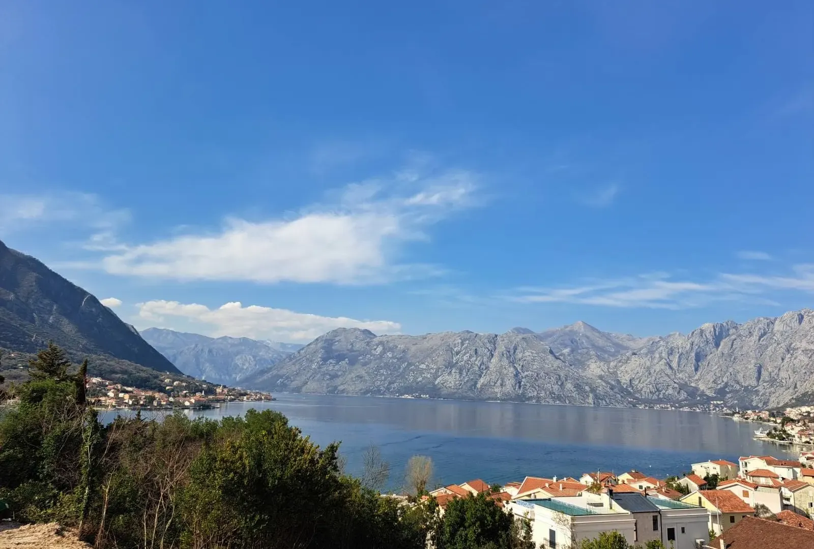 Prodaja, jednosoban stan, 51m², Dobrota, Kotor