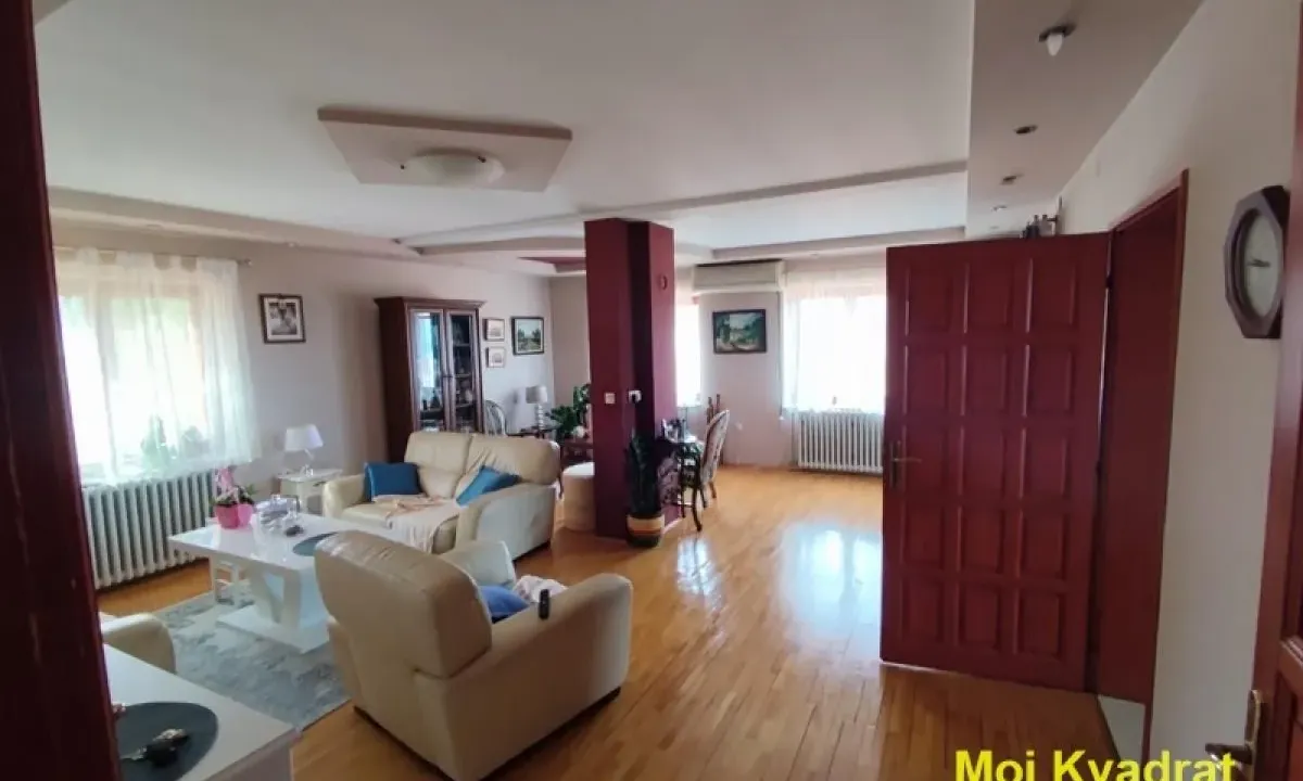 Prodaja, kuća, 204m², Višnjička Banja, Palilula Sve Podlokacije