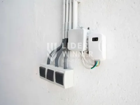 Izdavanje, poslovni prostor, 3000m², Karaburma, Palilula Sve Podlokacije - image 7