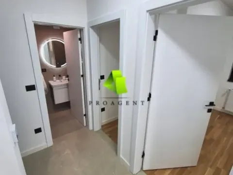 Izdavanje, poslovni prostor, 50m², Medijana, Niš - image 13