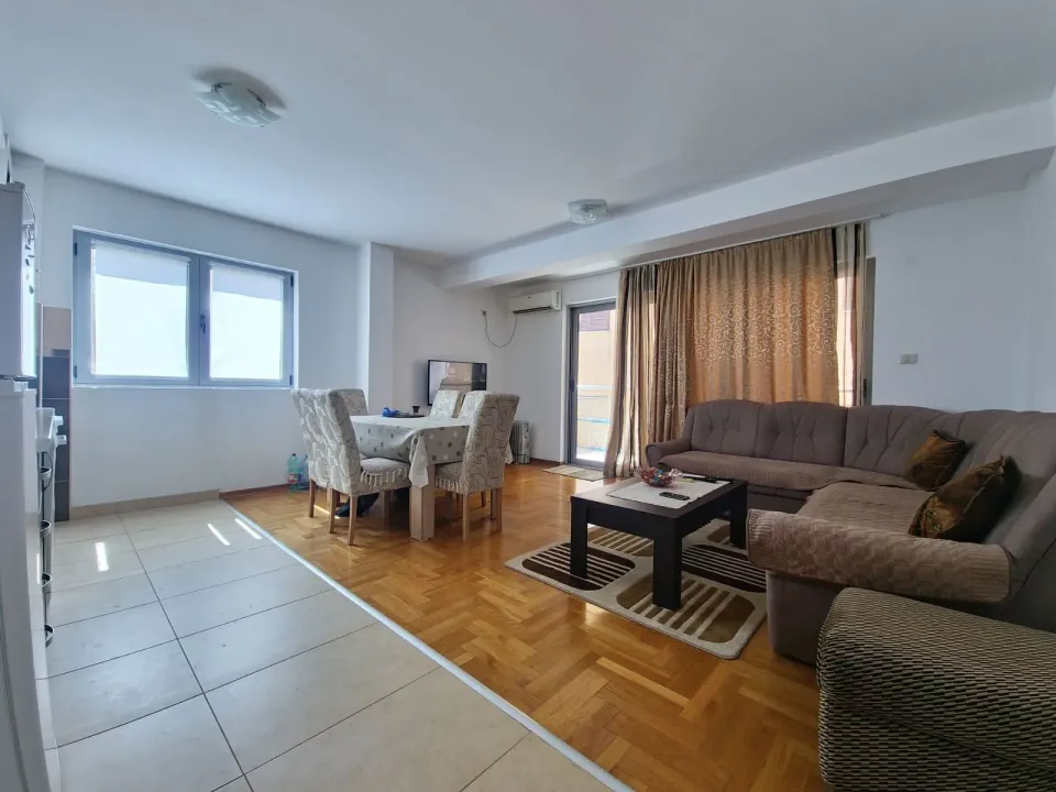 Rent, two bedroom apartment, 80m², Kamenovo, Budva