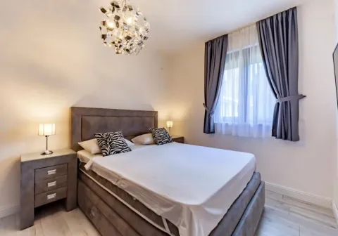 Rent, three bedroom apartment, 127m², Petrovac, Budva - image 7