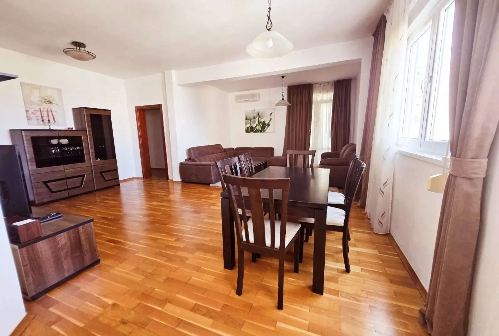 Rent, three bedroom apartment, 101m², Centar, Bar