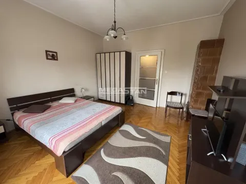 Izdavanje, jednosoban stan, 30m², Kalenić Pijaca, Vračar Sve Podlokacije - image 3