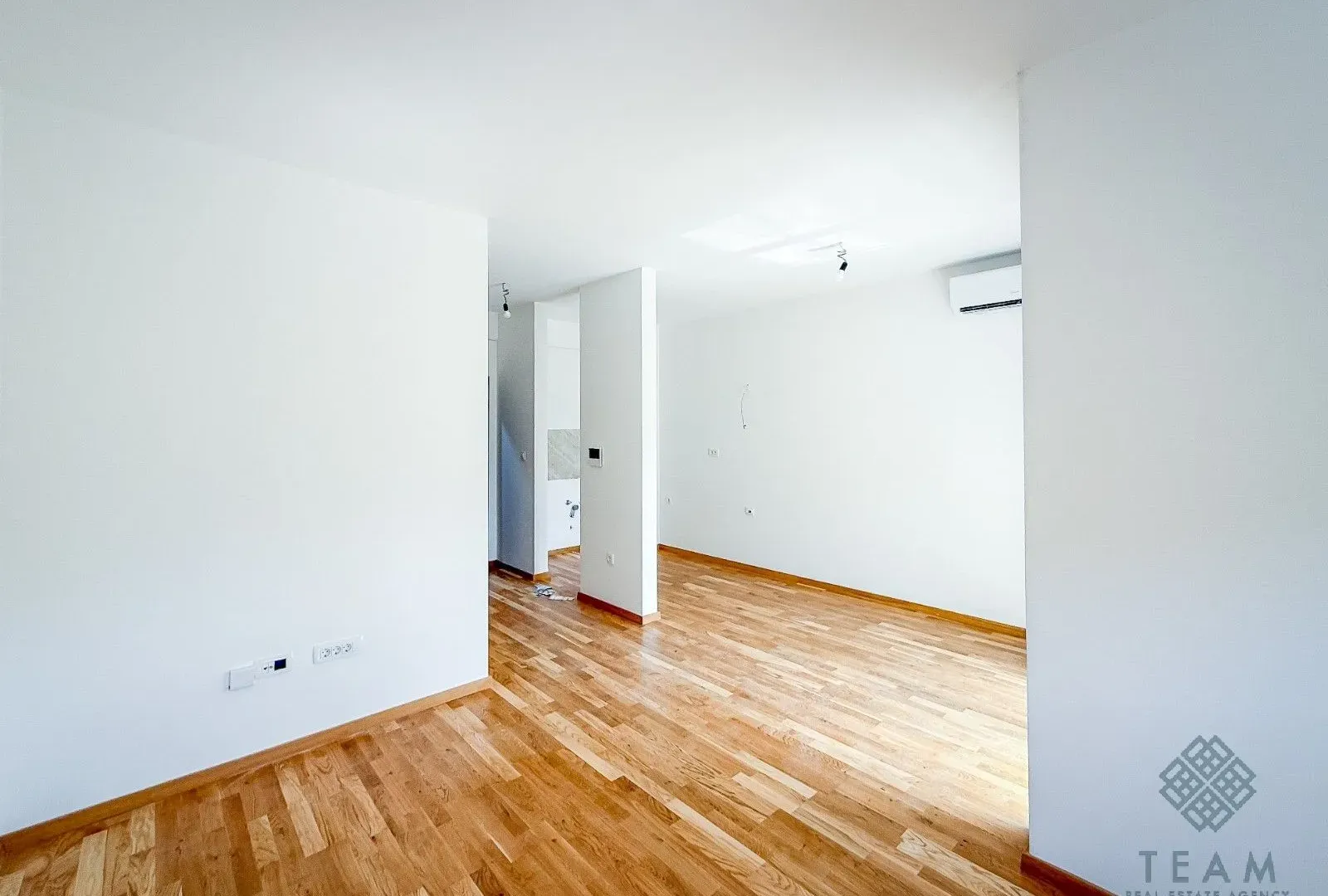 Sale, studio apartment, 31m², Bečići, Budva