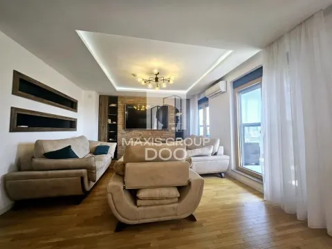 Izdavanje, trosoban stan, 109m², Zemun Sve Podlokacije, Beograd - image 4