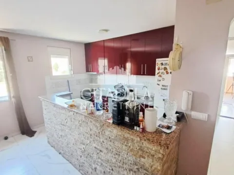 Prodaja, kuća, 313m², Jajinci, Voždovac Sve Podlokacije - image 5