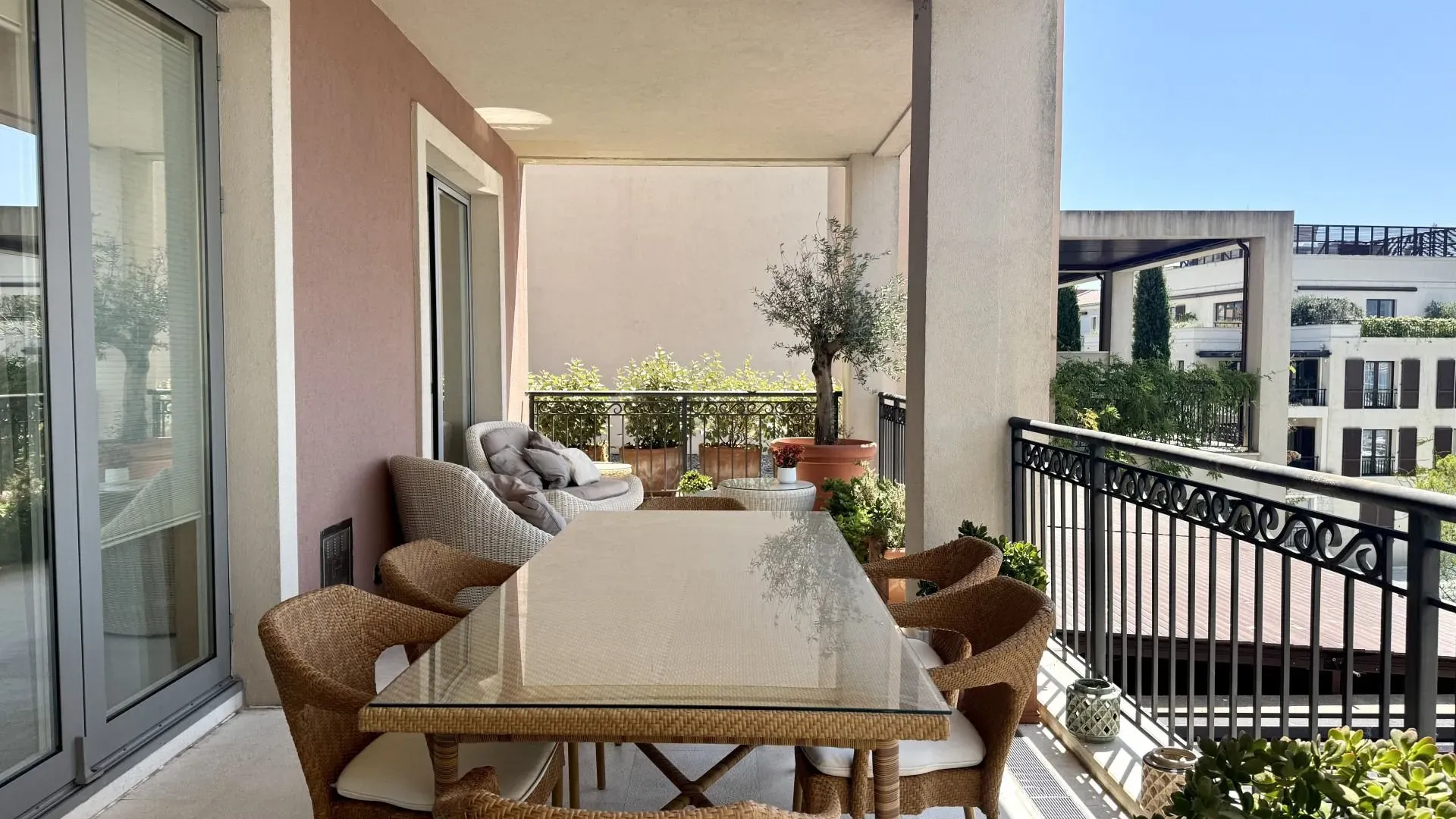 Rent, four bedroom apartment, 228m², Porto Montenegro, Tivat