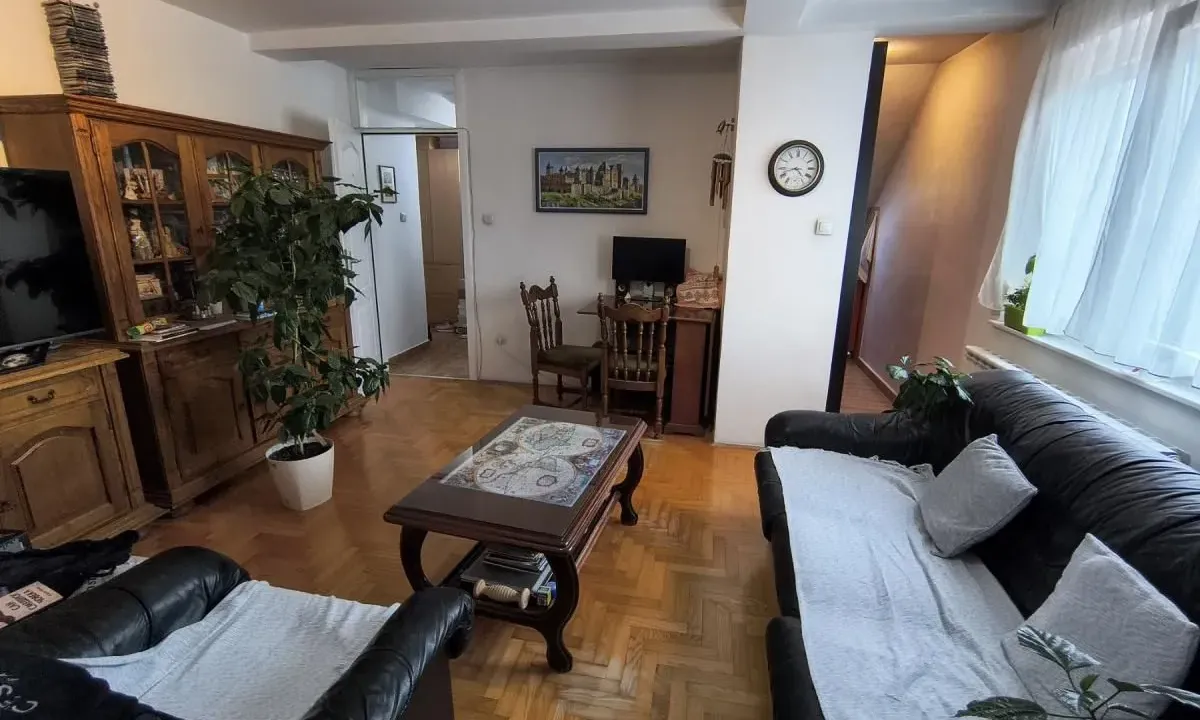 Prodaja, dvosoban stan, 39m², Bulevar Oslobodjenja, Novi Sad Sve Podlokacije