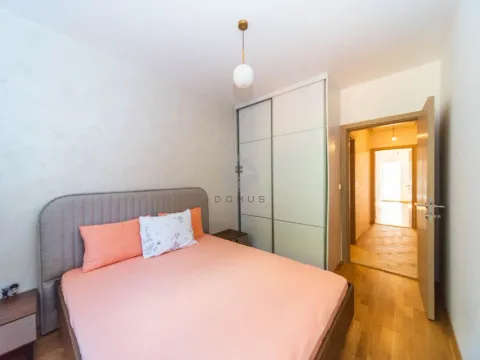 Prodaja, trosoban stan, 86m², Budva, Crna Gora - image 9