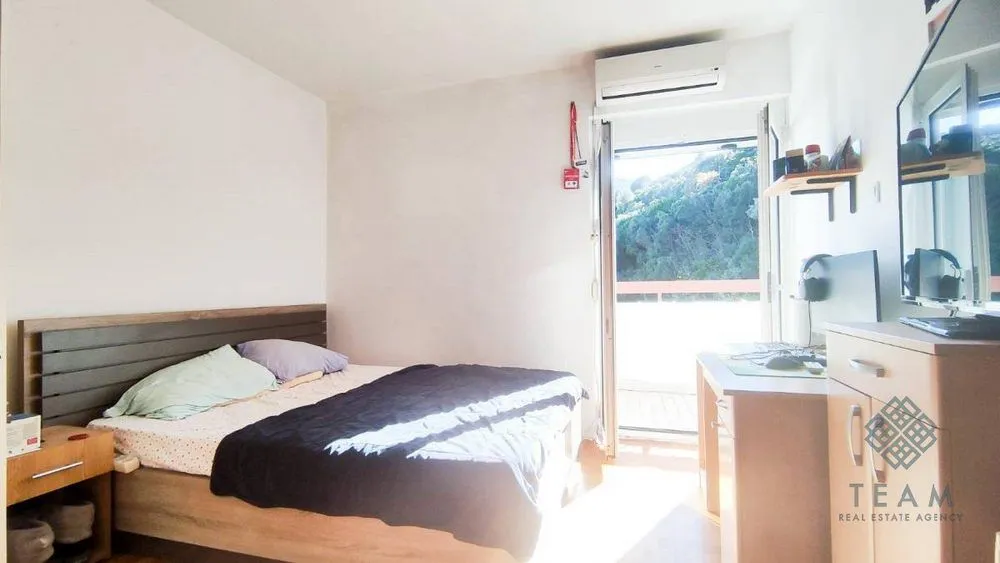 Sale, three bedroom apartment, 169m², Dubovica, Budva