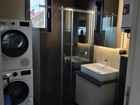 Izdavanje, trosoban stan, 82m², Olimp, Zvezdara Sve Podlokacije - image 10