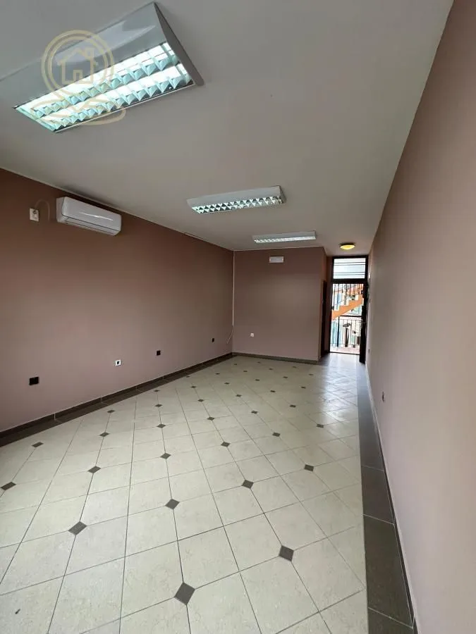 Rent, office space, 27m², Centar, Kragujevac