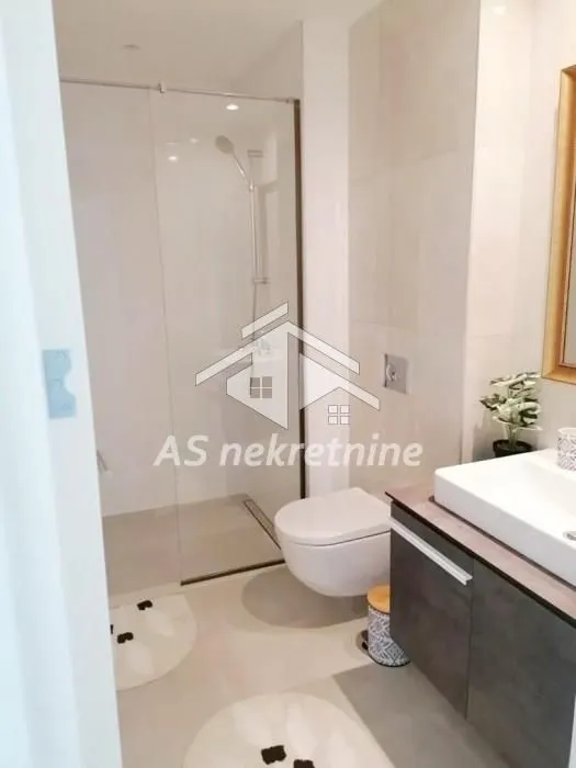 Rent, three bedroom apartment, 69m², Savski Venac, Beograd