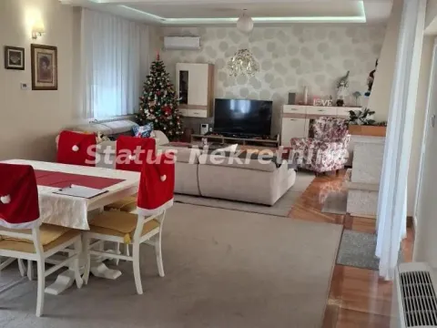 Izdavanje, kuća, 200m², Sremska Kamenica, Petrovaradin - image 4