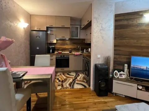 Rent, one bedroom apartment, 39m², Babin Do, Budva - image 4