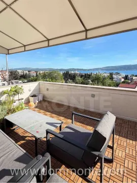 Rent, two bedroom apartment, 100m², Gornja Lastva, Tivat - image 7