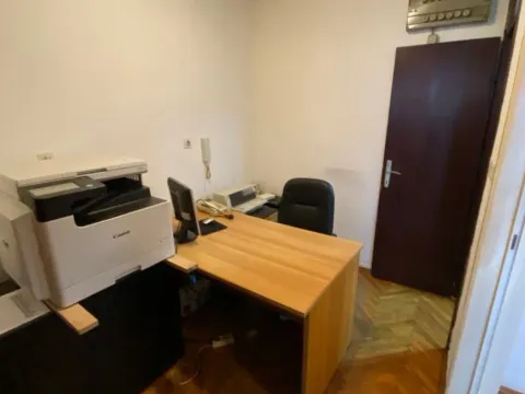 Prodaja, stan, 62m², Centar, Bar - image 2