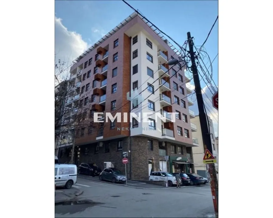Izdavanje, dvosoban stan, 50m², Južni Bulevar, Vračar Sve Podlokacije