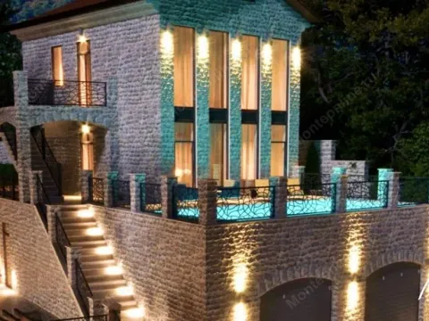 Prodaja, kuća, 382m², Stoliv, Kotor - image 2