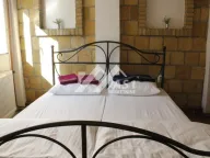 Izdavanje, četvorosoban stan, 145m², Centar, Novi Sad - image 10