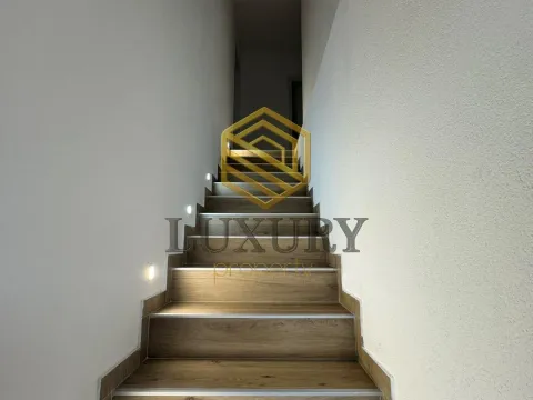 Rent, two bedroom apartment, 100m², Donja Gorica, Podgorica - image 2