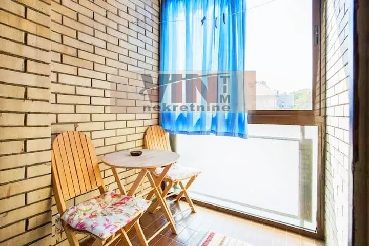 Izdavanje, dvosoban stan, 48m², Altina, Beograd