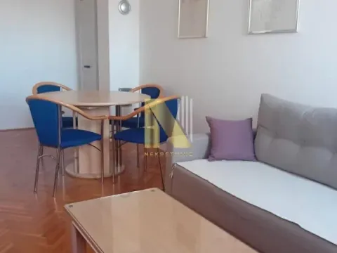 Izdavanje, dvosoban stan, 45m², Centar, Novi Sad - image 3